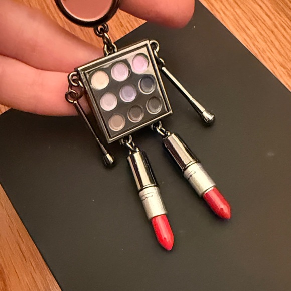 MAC Cosmetics Robot Keychain with Pink and Red Lipstick Accents - Picture 6 of 6